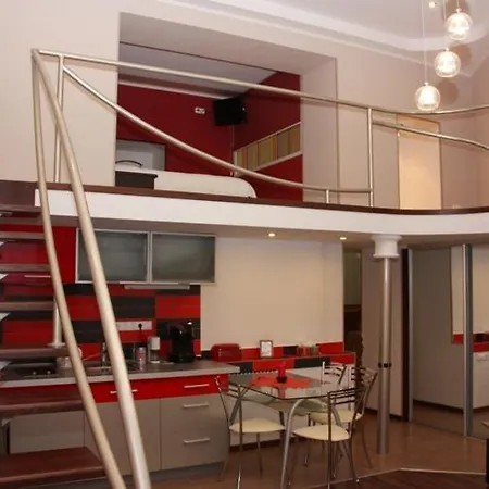 Apartment On Voroncovskiy Lane *